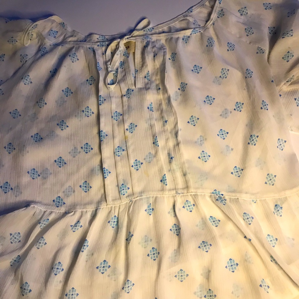 Holister blue and white long sleeve blouse